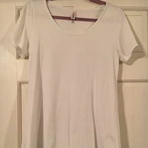 LuLaRoe classic tee very light blue